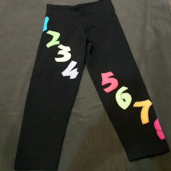 Margarita Supplex Size One NWOT Dance Capris - Picture 1 of 2